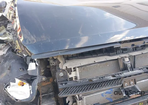 2019 Volkswagen Tiguan Se/Sel/Sel R-Line Jet-Black/Sel R-Line из США, поврежденный, VIN 3VV2B7AX8KM021753